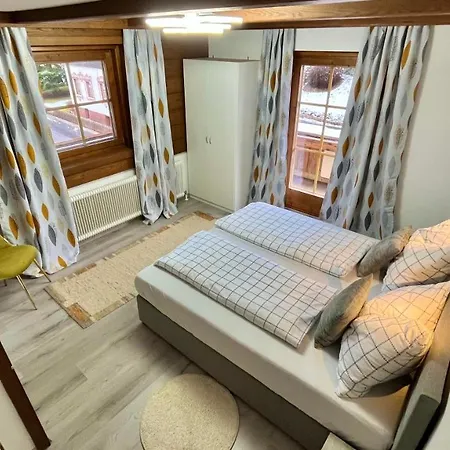 Maple マイヤーホーフェン